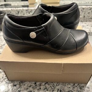 New Clark’s shoes size‎ 6.5